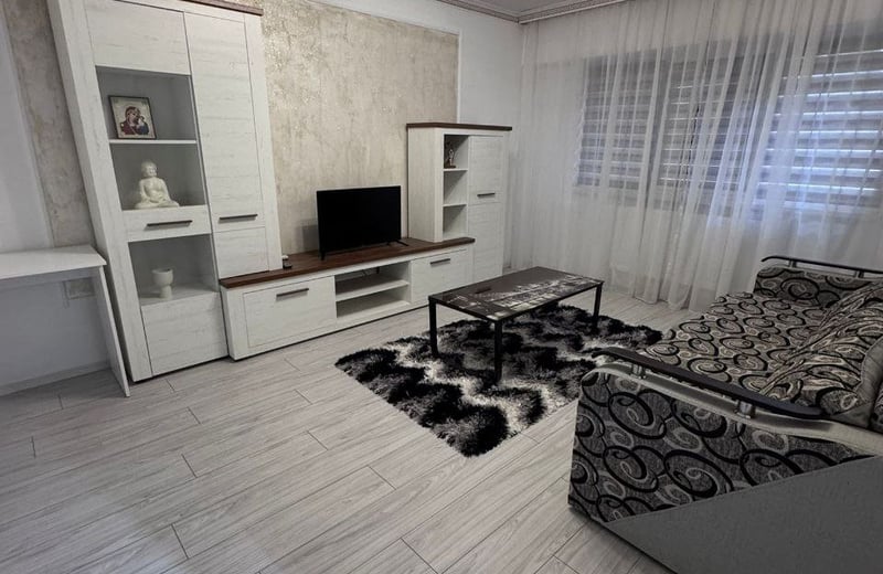 Miete einer geräumigen 2-Zimmer-Wohnung, 50 m², Constanța, Rumänien